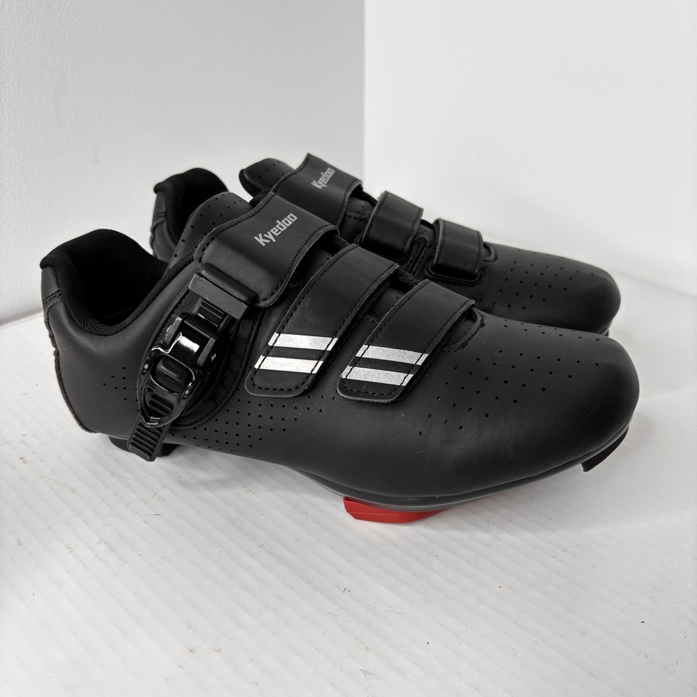 Cycling Shoes Kyedoo Black Silver size 41 Womens 10 Mens 8 NEW* READ